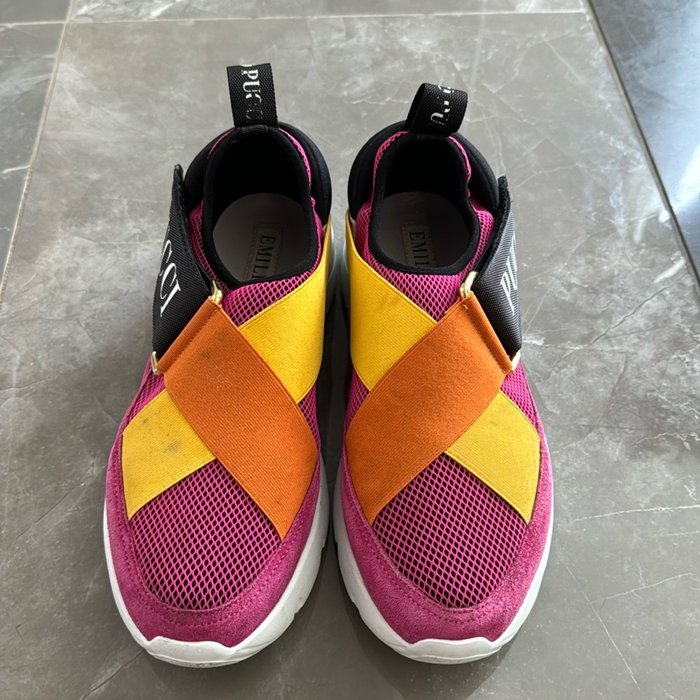 Emilio Pucci sneaker in great condition. European size 38. US should be 7-7.5